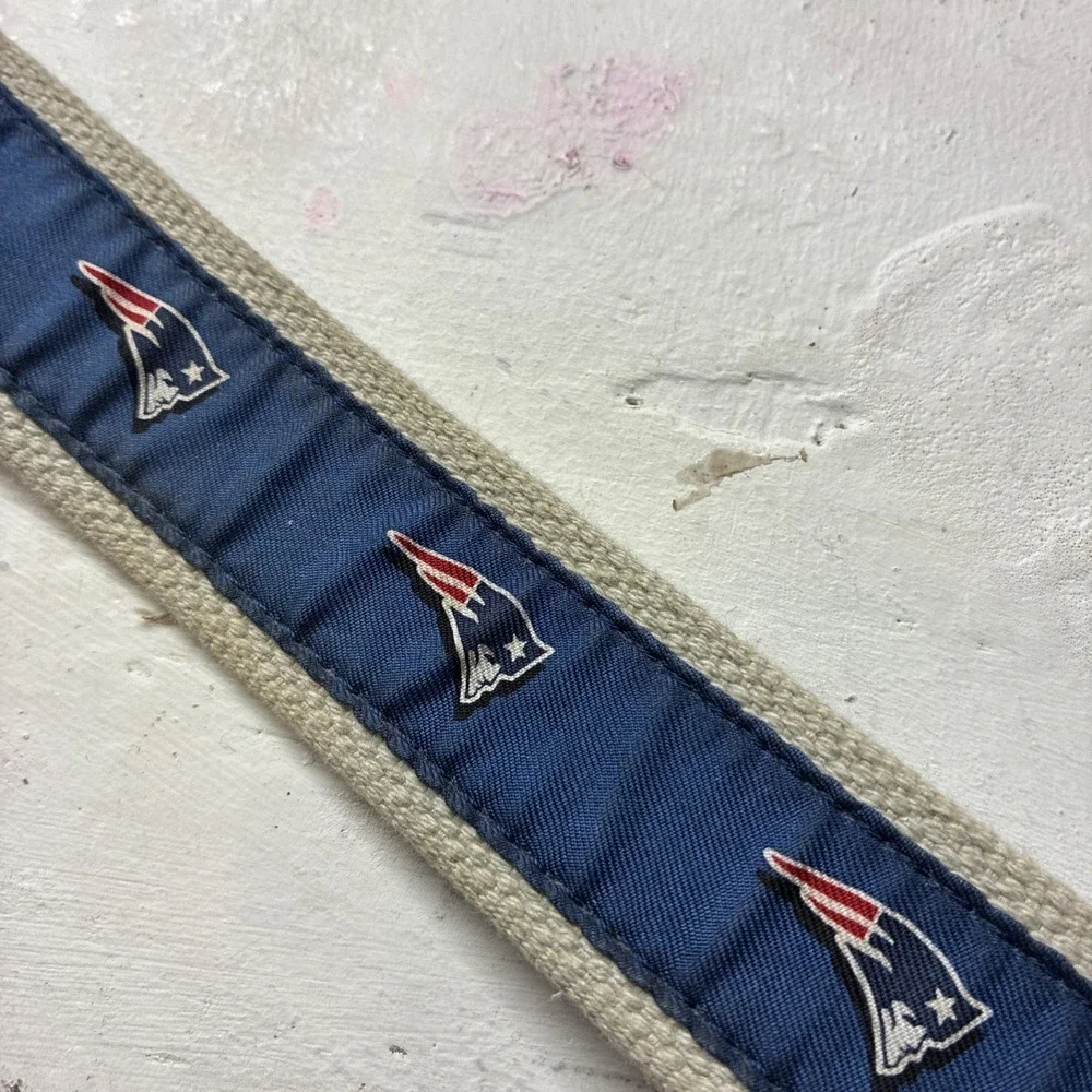 Vineyard Vines  Belt New England Patriots Size 32